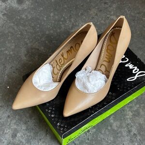 Sam Edelman NUDE HAZEL POINTED TOE PUMP - SIZE 7